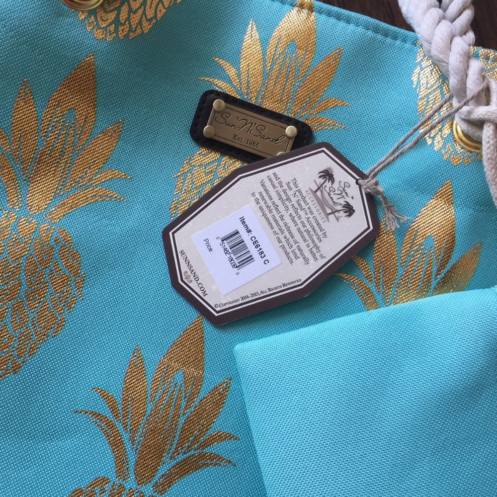 Restocked!Aqua Blue Oversize Beach Tote - Picture 7 of 8